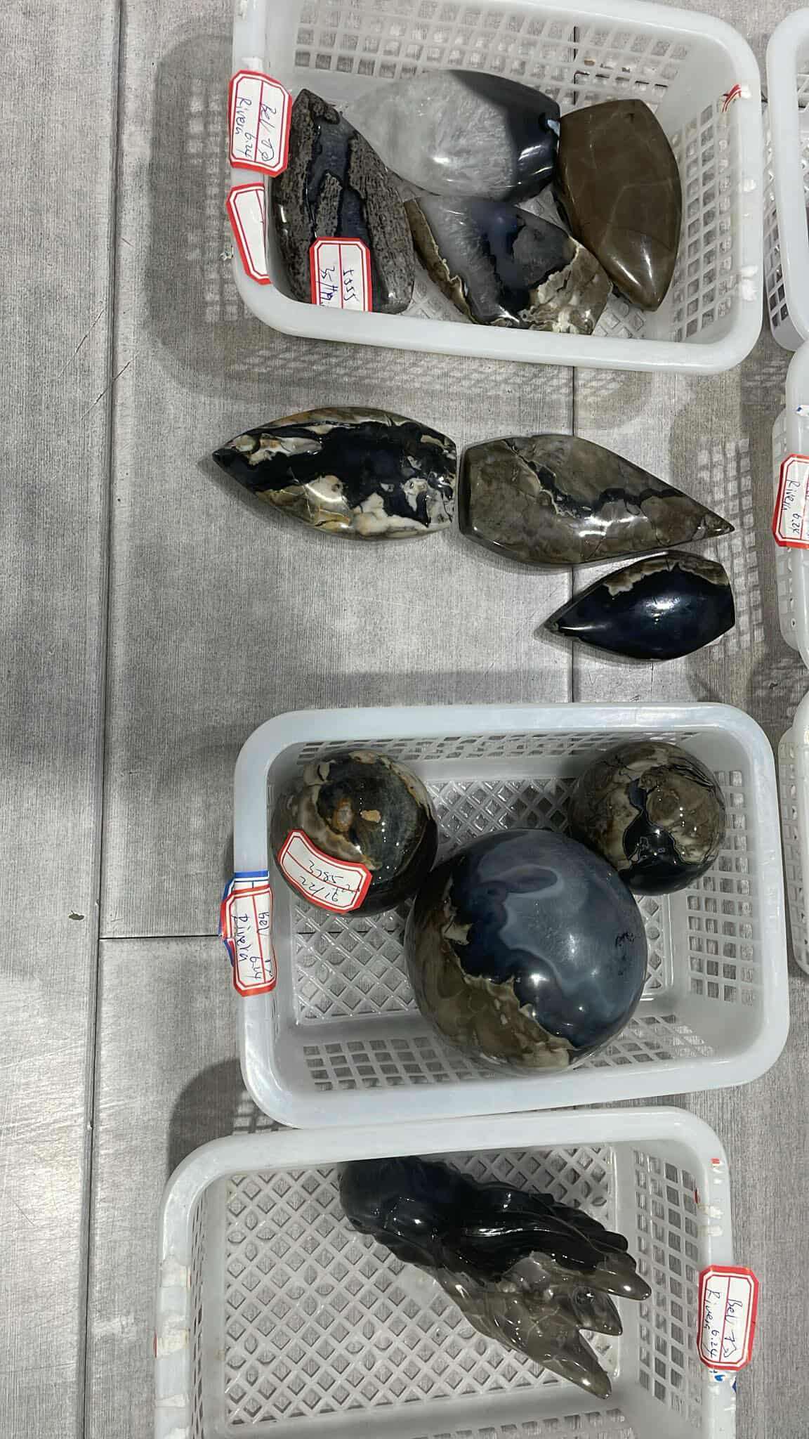 (image for) Shiny Stones